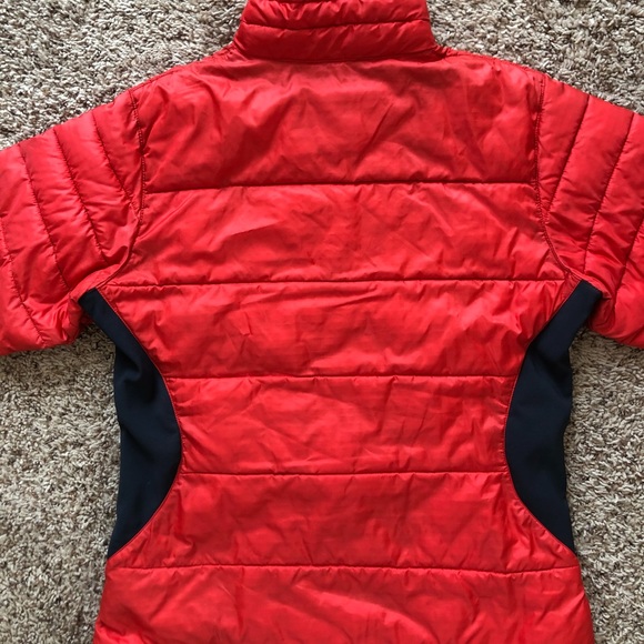 Women’s Columbia Down Jacket - Picture 6 of 8